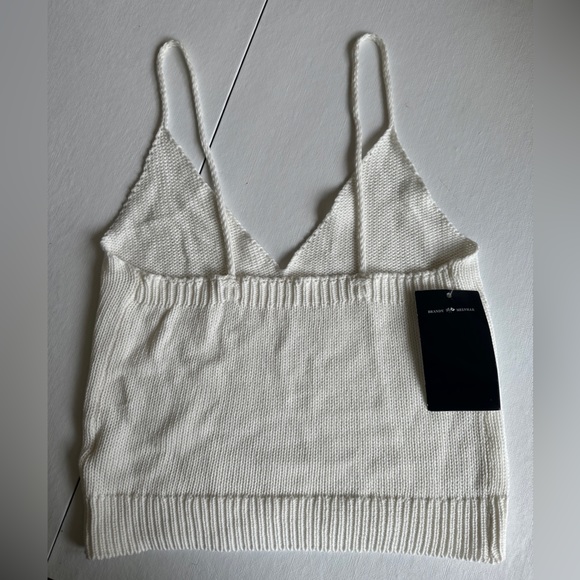 Brandy Melville White Knit Tank Top NWT One Size - Picture 3 of 3